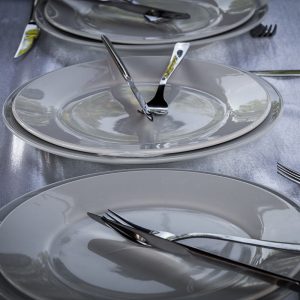 Hyr porslin - Bromma Deli